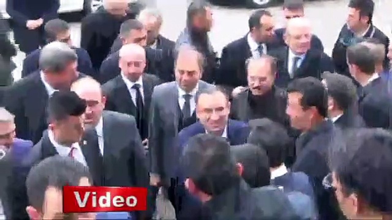 Bekir Bozdağ'dan Merkel'e tokat gibi cevap