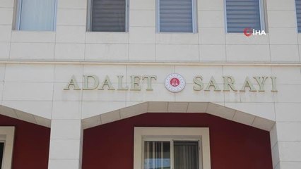Babasını öldüren şüphelinin emniyetteki ifadesi ortaya çıktı: "Babam eve alkollü geldi, hem bana hem anneme bıçakla saldırdı"