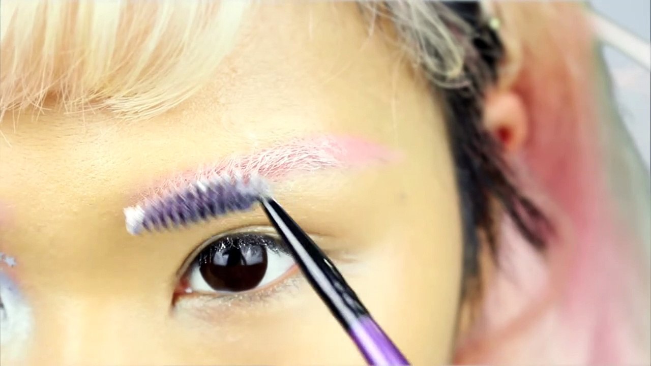 Twinkling Space Neko | Cat Girl Makeup Tutorial