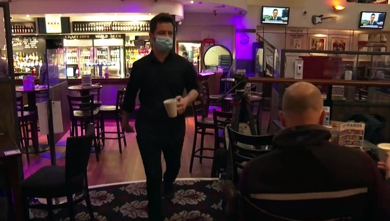 Großbritannien lockert Corona-Regeln - trotz indischer Virus-Variante