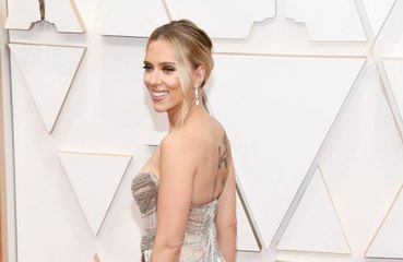 スカーレット・ヨハンソン、MTVムービー＆TVアワードスピーチ中に夫からスライム