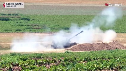 شاهد: إطلاق نيران المدفعية الإسرائيلية المتمركزة في سديروت باتجاه قطاع غزة