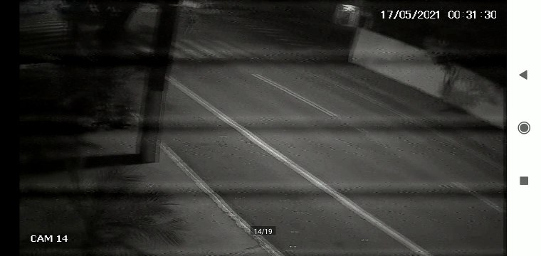 Câmera registra colisão entre carros no cruzamento das Ruas Santa Catarina e Marechal Rondon