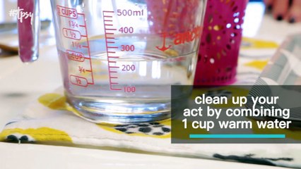 Make Your Own All-Natural Makeup Brush Cleaner!