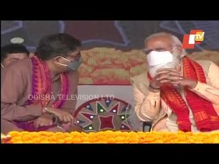 PM Modi Targets CM Mamata Banerjee At An Public Address In WB