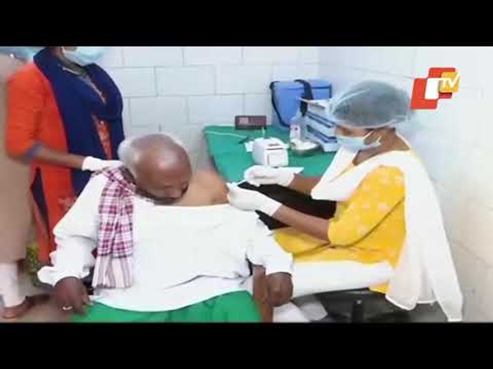 Odisha Vaccine Shortage | Over 900 Covid Vaccination Centres Closed