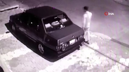 Park halindeki otomobilin üzerindeki bin liralık aksesuarı böyle çaldı