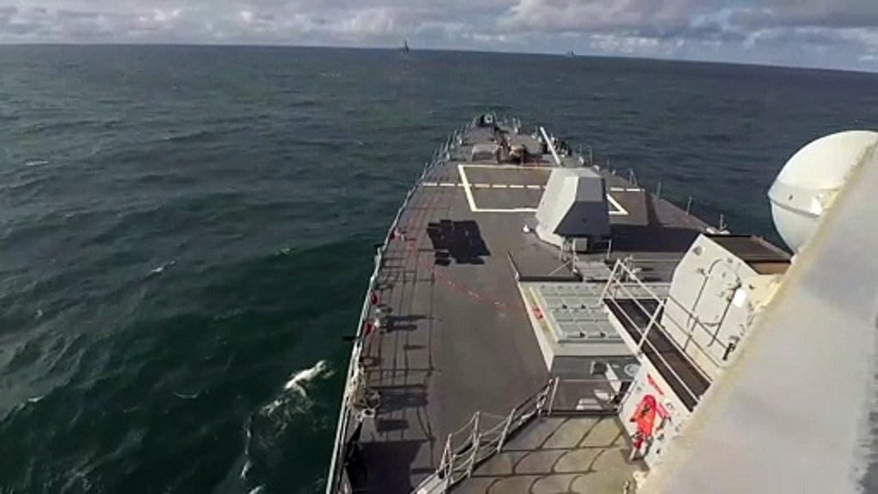 US Military News • US Navy Destroyer - Weapons Live-Fire - 17 May 2021