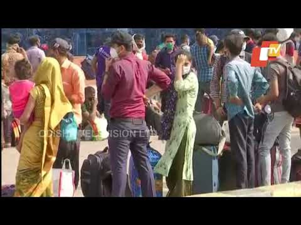 Migrants Throng Lokmanya Tilak Terminus In Mumbai To Go Home