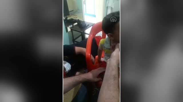 Son dakika haberi... KAHRAMANMARAŞ - Oturduğu sandalyeye parmağı sıkışan çocuğu itfaiye kurtardı