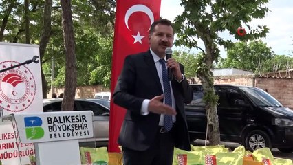 Büyükşehir’den çiftçiye yem bitkisi tohumu desteği