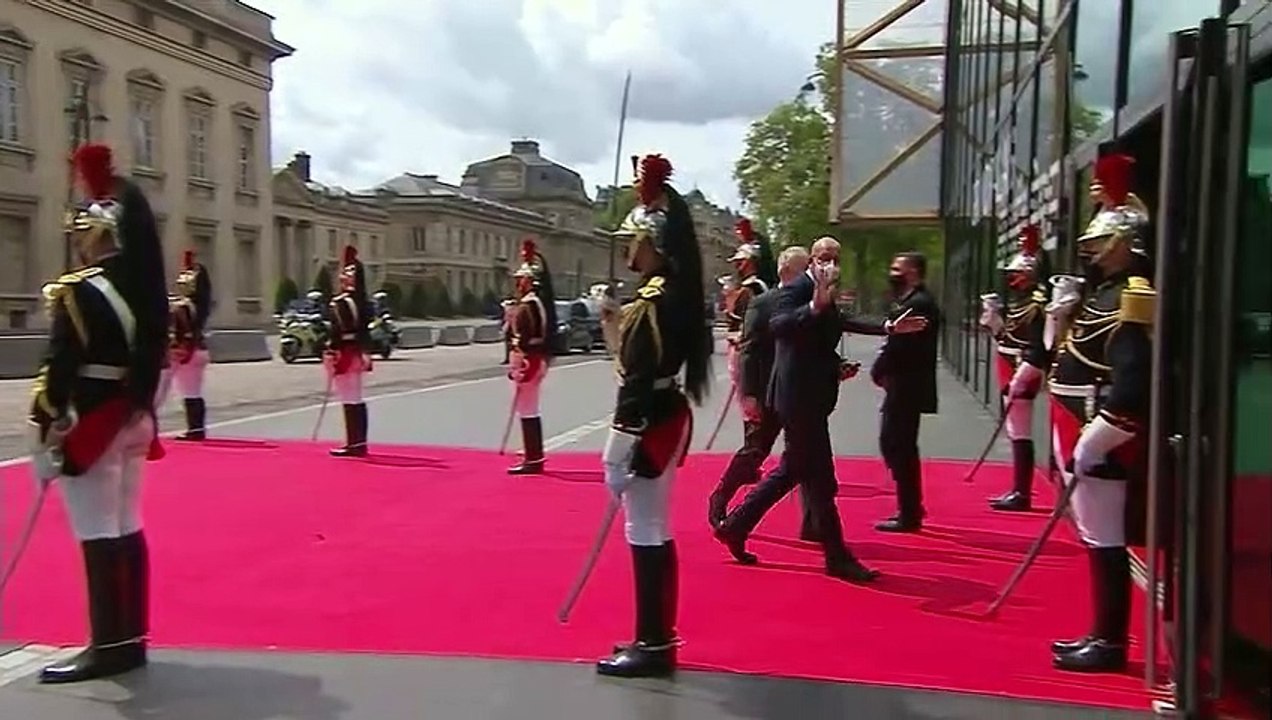 France hosts Summit on “Financing African Economies” and EU supports