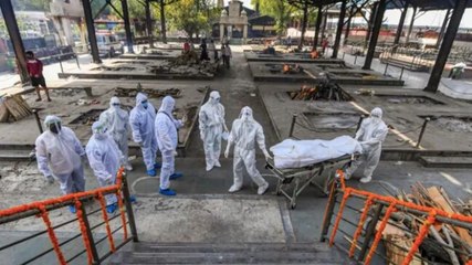 Good news: Two college girls help in transporting Covid-19 victims in Bengaluru