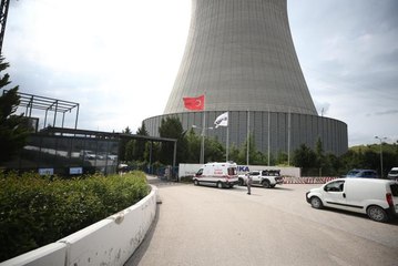 Doğal gaz kombine çevrim santrali trafosundaki patlamada hasar oluştu