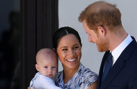 Archie, filho do príncipe Harry e Meghan, é alvo de supremacistas brancos