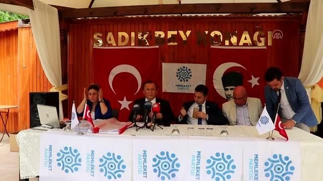 Memleket Partisi Genel Başkan Yardımcısı Aksoy, basın toplantısı düzenledi