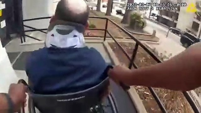 Ce prisonnier a un plan parfait pour s'évader avant d'arriver au tribunal