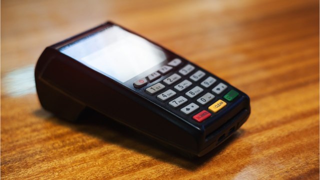 Restaurateurs, attention à cette arnaque aux terminaux de paiement
