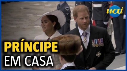 Príncipe Harry e Meghan reencotram família real no Jubileu de Prata
