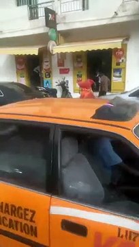 Liberté 6 Extension: Des habitants dénoncent les accidents répétitifs causés par un canal d'évacuation d'eau et accusent l'Onas...