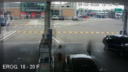Modena, rischia di soffocare: donna salvata dalla Polizia