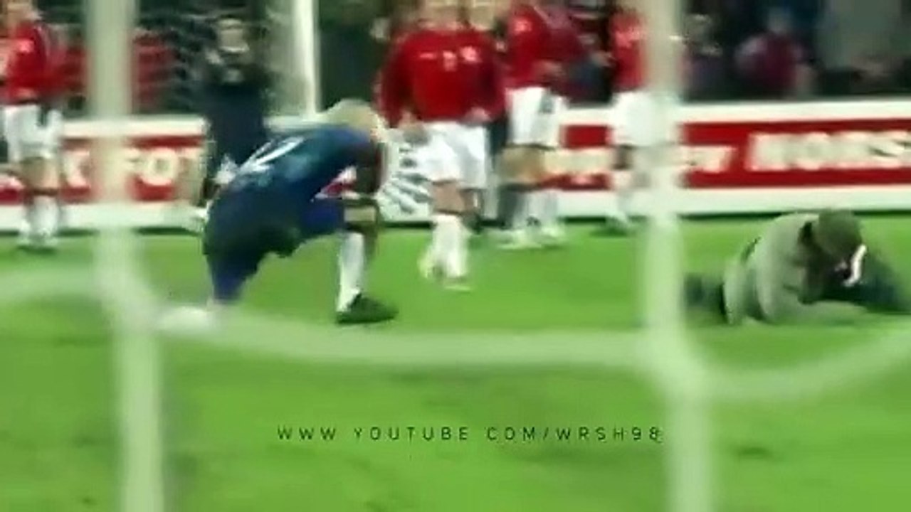 Players vs Fans - Crazy Football Fights & Angry Moments - HD - video ...
