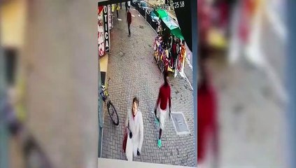 Câmera flagra bandido furtando bicicleta de trabalhador no Centro de Cascavel