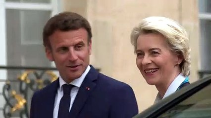 Putin cometeu 'erro histórico' com ofensiva na Ucrânia e está 'isolado', diz Macron