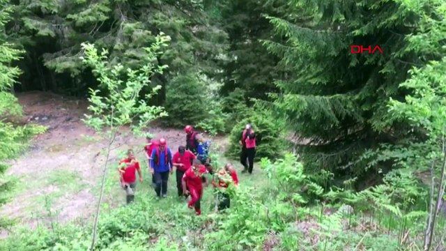 Dereye düşen turist kayboldu! Düşme anı kamerada