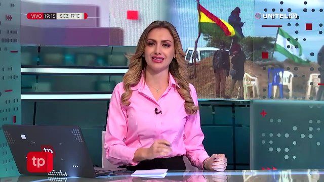 Cuatro Cañadas: Camiones con animales ruegan pasar para que no mueran los animales