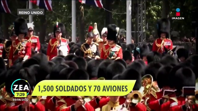 Así iniciaron los festejos por el Jubileo de Platino de la reina Isabel II