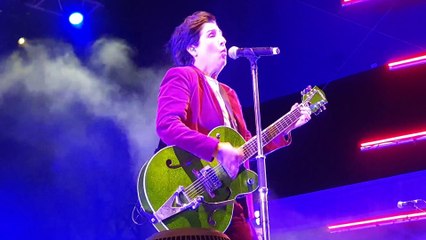 Texas : I Don't Want A Lover - live  au Sakifo juin 2022