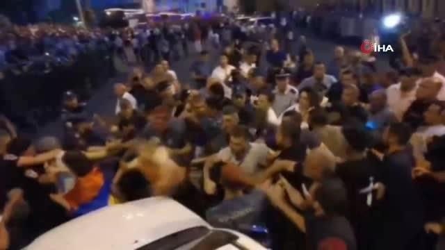 Ermenistan polisinden hükümet karşıtı protestoculara sert müdahale