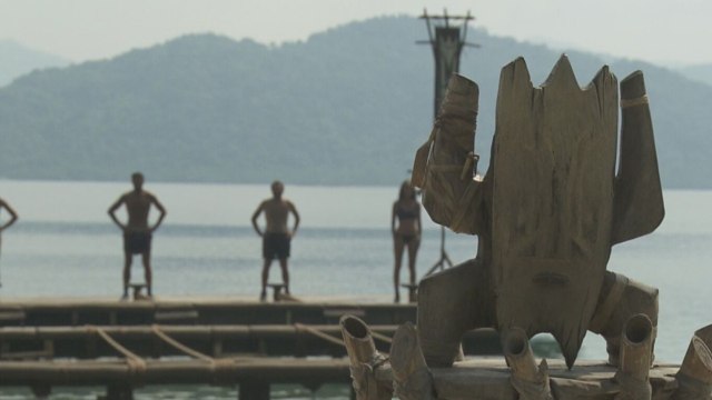 GALA VIDEO - Législatives 2022 : une ancienne gagnante de Koh-Lanta se lance dans la course à l’élection !