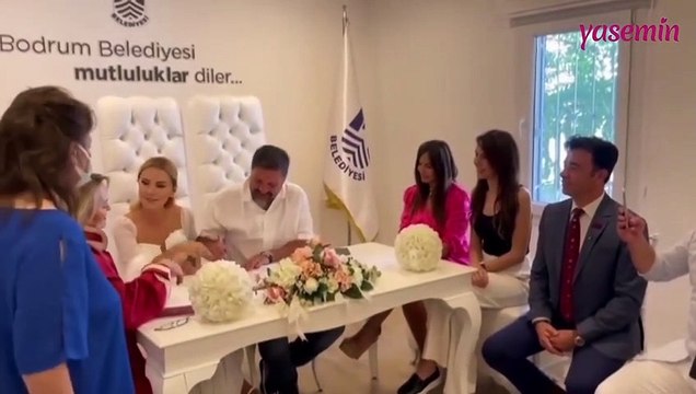 Ece Erken vefat eden eşi Şafak Mahmutyazıcıoğlu ile evlilik yıl dönümlerini kutladı!