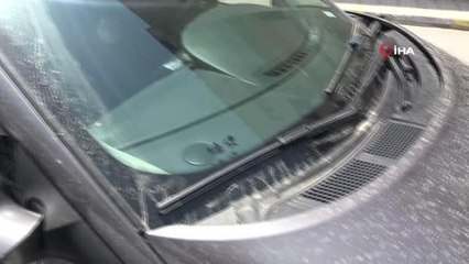 Sinop'ta toz taşınmalı yağışlar, araçları çamura bürüdü