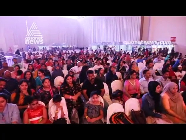 എലിസയുടെ മലയാളം പഠനം കണ്ട് കണ്ണ് തള്ളിയിരിക്കുകയാണ് ഇന്‍സ്റ്റഗ്രാമിലെ മലയാളികൾ‍