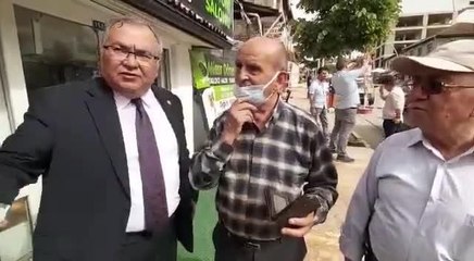 CHP'li Bülbül'ün Dinlediği Emekli: "Geçinemiyoruz İşte, Nasıl Geçineceğiz?"