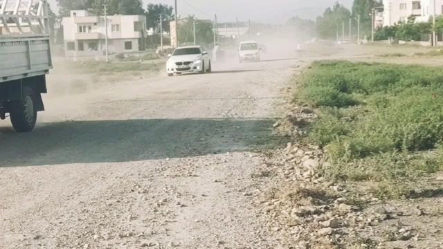 Osmaniye'de Vatandaşlar Yollarının Yapılmamasını, Yolu Kapatarak Protesto Etti