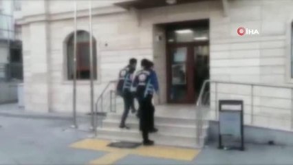 Esenyurt'ta aracını metrelerce ters yöne süren trafik magandası yakalandı