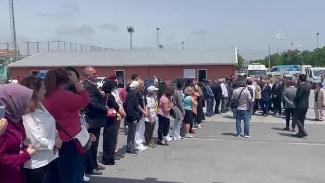 TDP Genel Başkanı Sarıgül: Birçok alışveriş merkezi şu anda boş