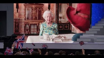 Queen Elizabeth Reveals What's in Her Famous Handbag in Surprise Tea Time with Paddington Bear Skit