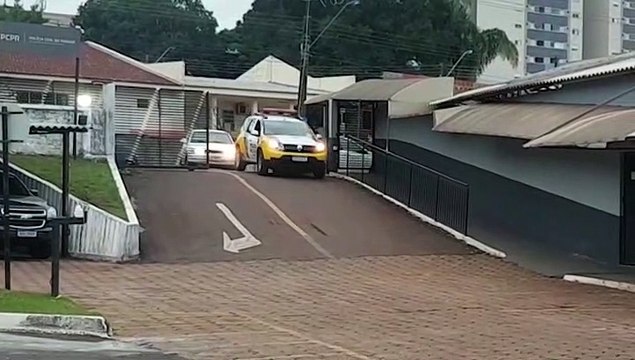 Veículo furtado nesta madrugada é recuperado pela PM