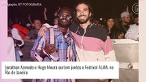 Filho de Angélica e Luciano Huck, Joaquim curte festival de rap ao lado de Gabigol, no Rio