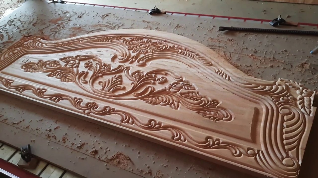 The design of a bed with a very beautiful high label is a bed design carefully made with the help of NC machine.