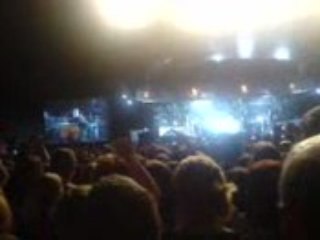 GUSTAV NOUS A FAIIT TRO RIIRE OH CONCERT   . . . .   XD