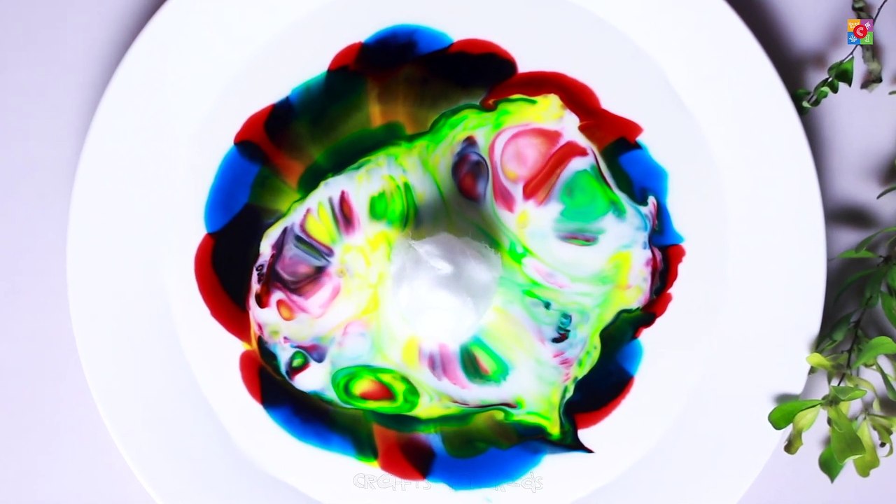 10 AMAZING SCIENCE EXPERIMENTS TO DO AT HOME!