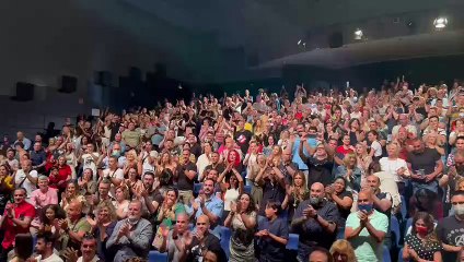 'Levántate OK' triunfa en Pozuelo: Javier Cárdenas llena hasta la bandera el Teatro Mira
