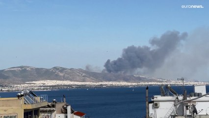 Incêndio florestal atinge Atenas