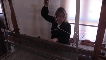 El dokuması Lefke bezinden yapılan ürünlere yurt dışından da sipariş geliyor